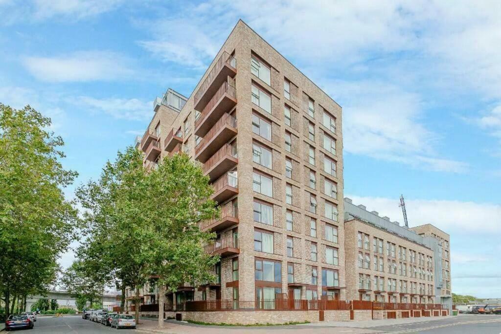 City Escape - Royal Wharf Londres Exterior foto